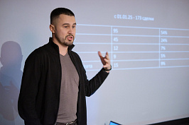 F_012.JPG